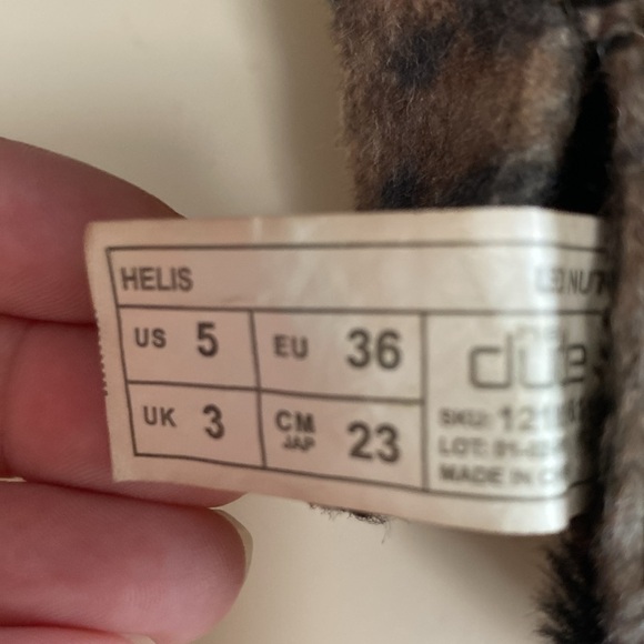 Hey Dude Leopard print women’s size 5 - Picture 7 of 7